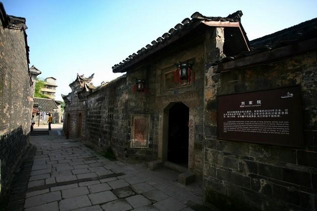 进击的城堡