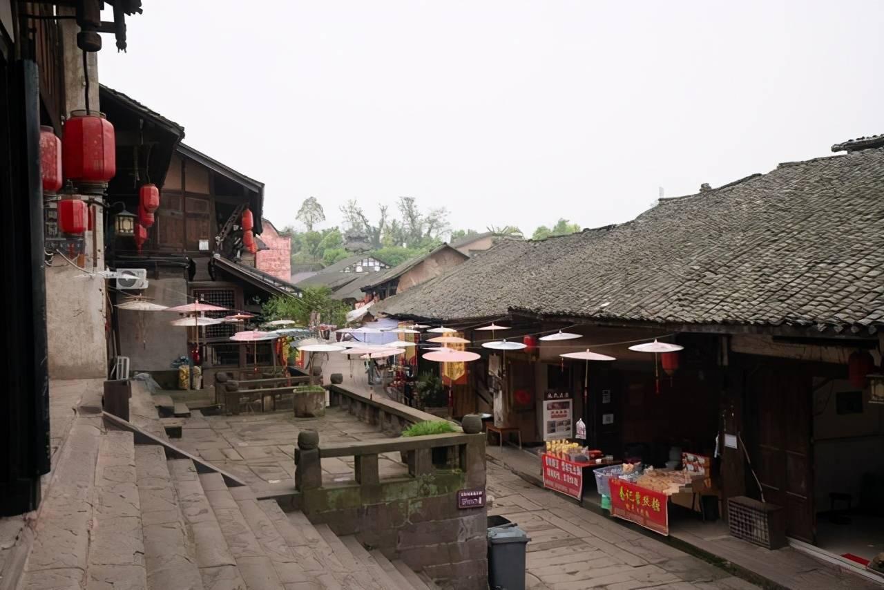上世纪的各地百姓都吃什么？海南老兵：那时很苦，每天只能吃鲍鱼